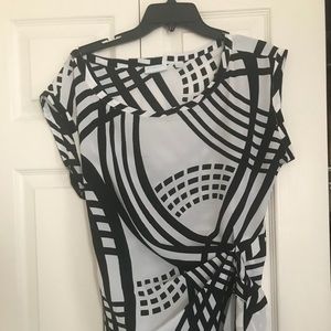 Black and White New York & Company Blouse Large